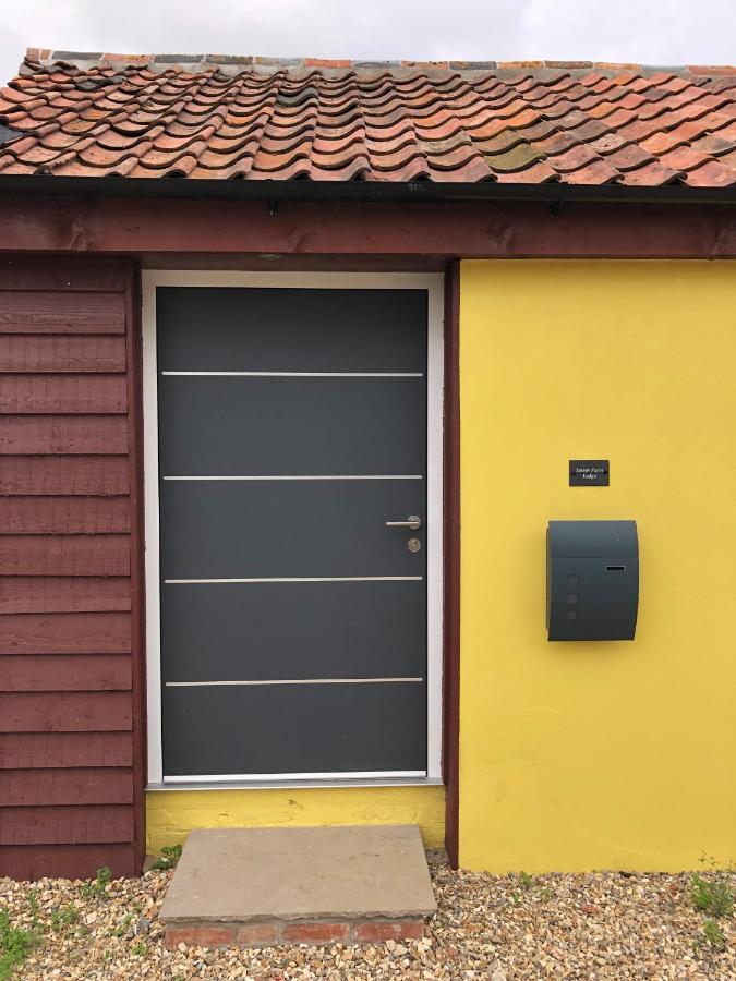 סטומרקט Lower Farm Lodge מראה חיצוני תמונה